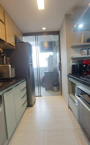 Apartamento à venda com 80m², 3 quartos e 2 vagas Apartamento à venda com 80m², 3 quartos e 2 vagascozinha