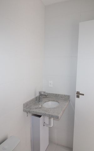 Apartamento à venda com 58m², 2 quartos e 1 vagaBanheiro 2