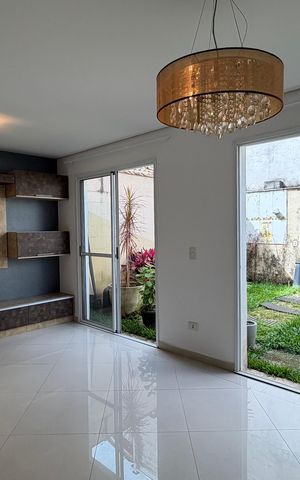 Casa de condomínio para alugar com 90m², 2 quartos e 2 vagas