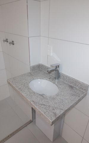 Apartamento à venda com 58m², 2 quartos e 1 vagaBanheiro 2