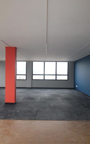 Apartamento à venda com 58m², 2 quartos e 1 vagaÁrea Comum
