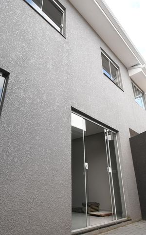 Casa para alugar com 140m², 3 quartos e 2 vagasSolaruim