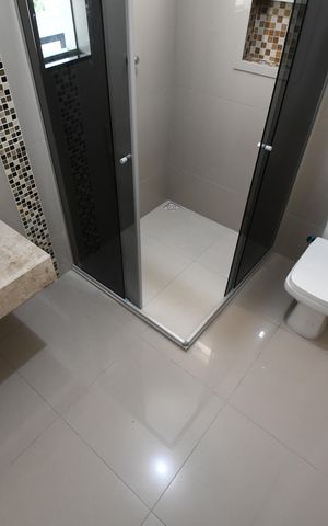 Casa para alugar com 140m², 3 quartos e 2 vagasBanheiro da Suíte