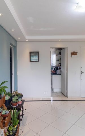 Apartamento à venda com 107m², 3 quartos e 2 vagas Apartamento à venda com 107m², 3 quartos e 2 vagasSala