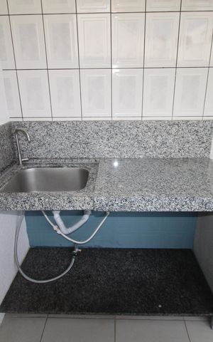 Casa para alugar com 60m², 2 quartos e 1 vagaÁrea de Serviço