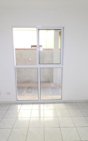 Casa para alugar com 60m², 2 quartos e 1 vagaSuíte