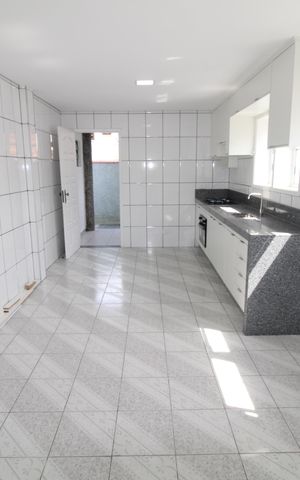 Casa para alugar com 60m², 2 quartos e 1 vagaCozinha