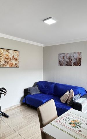 Apartamento à venda com 49m², 2 quartos e 1 vaga Apartamento à venda com 49m², 2 quartos e 1 vagaSala - Sala de Jantar