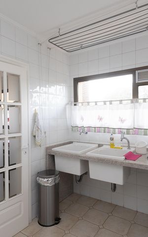 Apartamento à venda com 173m², 4 quartos e 2 vagas Apartamento à venda com 173m², 4 quartos e 2 vagasÁrea de Serviço
