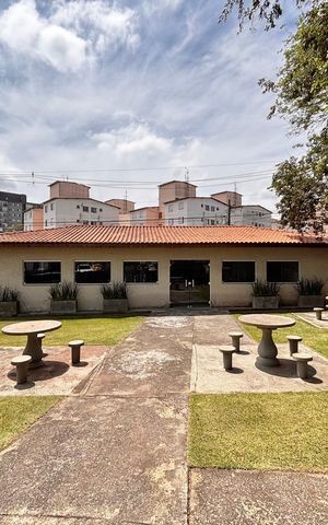 Apartamento à venda com 58m², 2 quartos e 1 vaga Apartamento à venda com 58m², 2 quartos e 1 vagaÁrea comum - Salão de festas