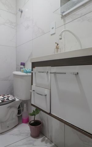 Casa à venda com 48m², 2 quartos e 1 vagaBanheiro 