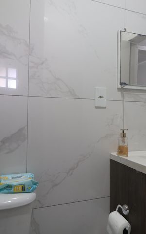 Casa à venda com 48m², 2 quartos e 1 vagaBanheiro 