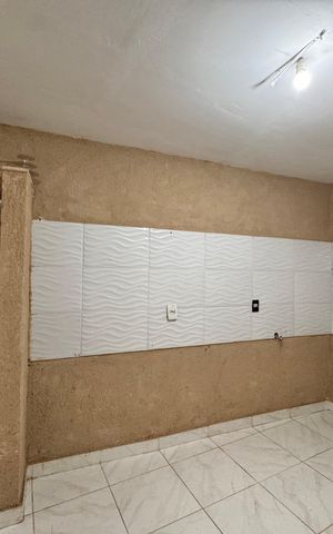 Casa para alugar com 70m², 2 quartos e sem vaga Casa para alugar com 70m², 2 quartos e sem vagaCozinha e Área de Serviço