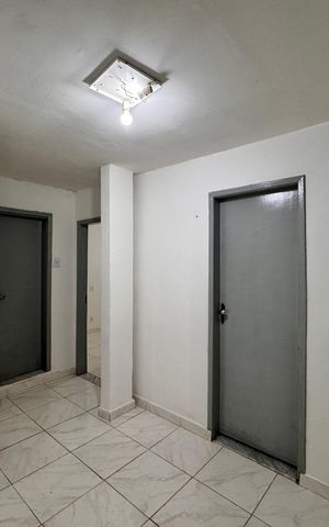 Casa para alugar com 70m², 2 quartos e sem vaga Casa para alugar com 70m², 2 quartos e sem vagaSala