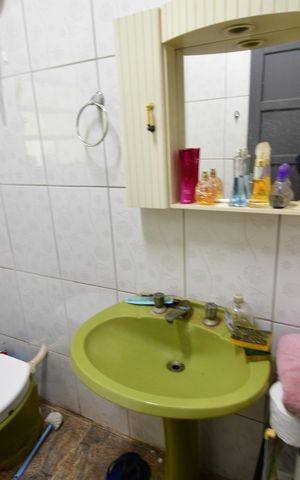 Casa à venda com 10000m², 2 quartos e 10 vagasBanheiro