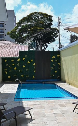 Casa de condomínio à venda com 156m², 3 quartos e 2 vagasPiscina
