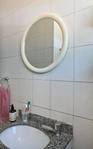 Casa de condomínio à venda com 156m², 3 quartos e 2 vagasBanheiro