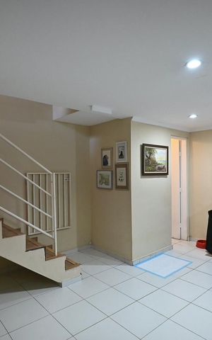 Casa de condomínio à venda com 156m², 3 quartos e 2 vagasSalão 