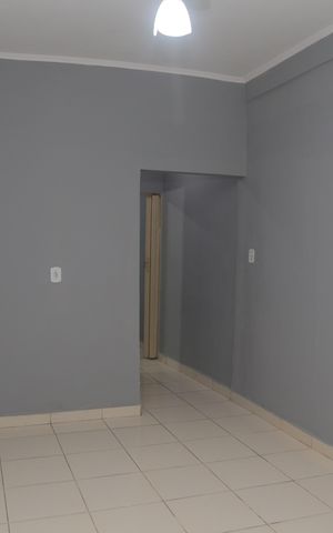 Casa para alugar com 70m², 2 quartos e sem vaga Casa para alugar com 70m², 2 quartos e sem vagaSala