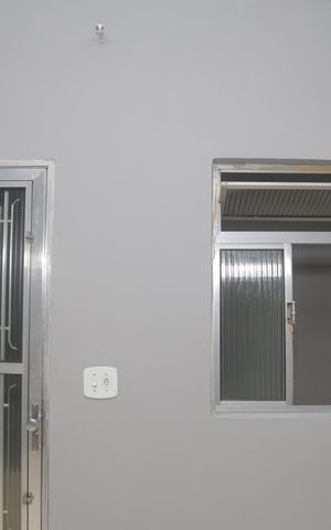Casa para alugar com 70m², 2 quartos e sem vaga Casa para alugar com 70m², 2 quartos e sem vagaJanela/porta da sala