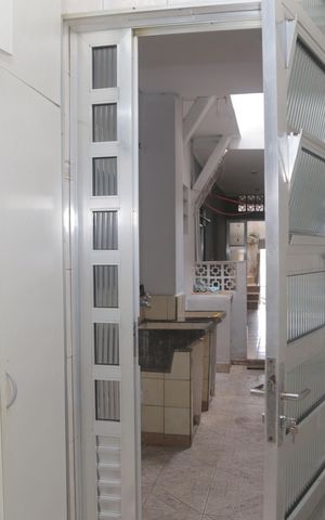 Casa para alugar com 70m², 2 quartos e sem vaga Casa para alugar com 70m², 2 quartos e sem vagaCozinha - Armários