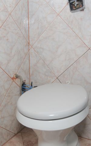 Casa para alugar com 70m², 2 quartos e sem vaga Casa para alugar com 70m², 2 quartos e sem vagaBanheiro
