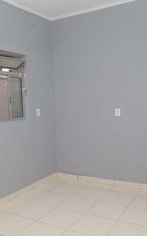 Casa para alugar com 70m², 2 quartos e sem vaga Casa para alugar com 70m², 2 quartos e sem vagaSala