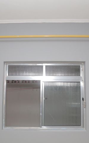 Casa para alugar com 70m², 2 quartos e sem vaga Casa para alugar com 70m², 2 quartos e sem vagaJanela quarto 2