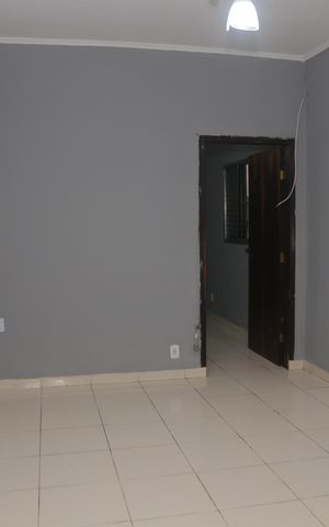 Casa para alugar com 70m², 2 quartos e sem vaga Casa para alugar com 70m², 2 quartos e sem vagaSala