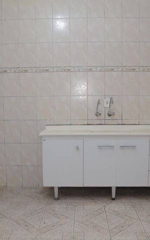 Casa para alugar com 70m², 2 quartos e sem vaga Casa para alugar com 70m², 2 quartos e sem vagaCozinha
