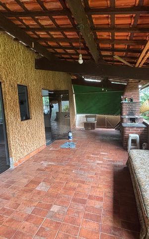 Casa à venda com 150m², 2 quartos e 7 vagasChurrasqueira