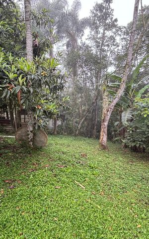 Casa à venda com 150m², 2 quartos e 7 vagasÁrea verde