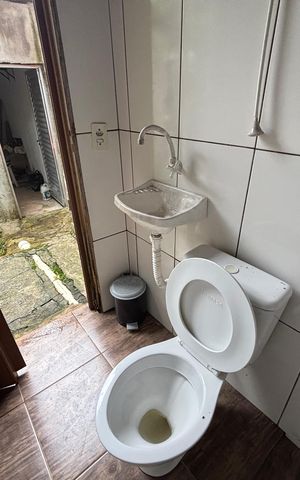 Casa à venda com 150m², 2 quartos e 7 vagasBanheiro de serviço 