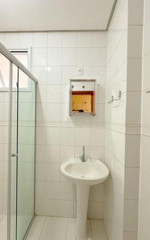 Apartamento para alugar com 60m², 1 quarto e sem vagaBanheiro