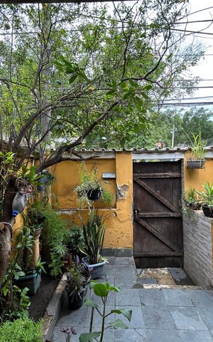 Casa de condomínio à venda com 65m², 2 quartos e 3 vagasQuintal