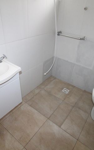 Casa para alugar com 65m², 2 quartos e 1 vagaBanheiro