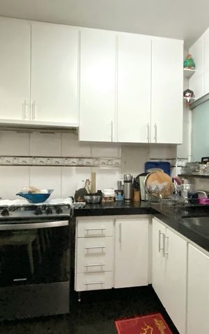 Apartamento à venda com 175m², 4 quartos e 1 vaga Apartamento à venda com 175m², 4 quartos e 1 vagaCozinha