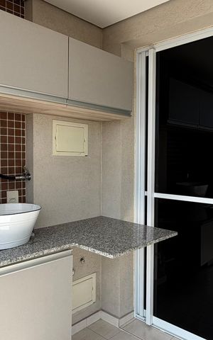 Apartamento para alugar com 36m², 1 quarto e 1 vaga Apartamento para alugar com 36m², 1 quarto e 1 vagaVaranda