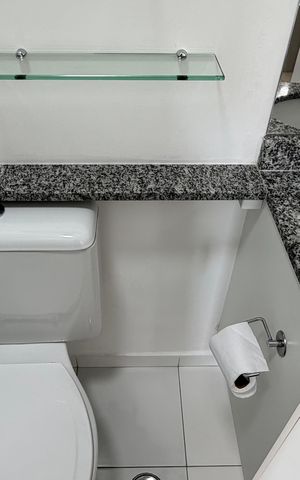 Apartamento para alugar com 36m², 1 quarto e 1 vaga Apartamento para alugar com 36m², 1 quarto e 1 vagaBanheiro social