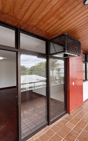 Apartamento para alugar com 83m², 2 quartos e 1 vaga Apartamento para alugar com 83m², 2 quartos e 1 vagaVaranda