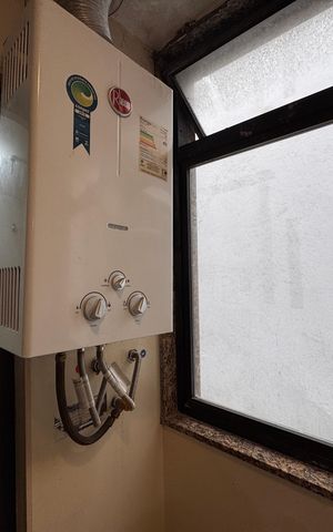Apartamento para alugar com 83m², 2 quartos e 1 vaga Apartamento para alugar com 83m², 2 quartos e 1 vagaCozinha e Área de Serviço