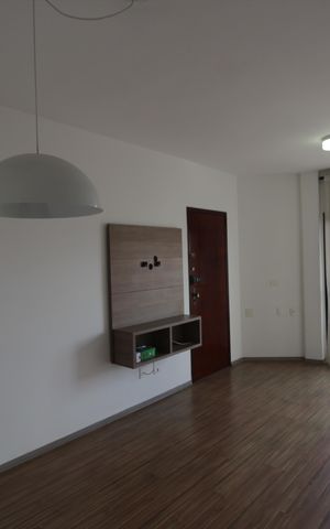 Apartamento para alugar com 91m², 3 quartos e 1 vagaSala