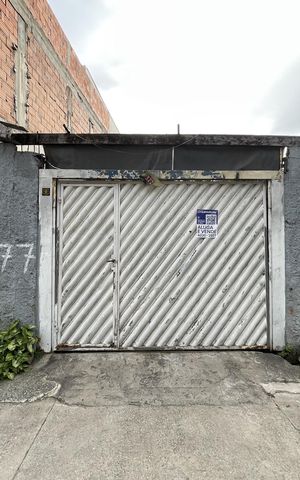 Casa para alugar com 156m², 2 quartos e 5 vagas Casa para alugar com 156m², 2 quartos e 5 vagasFachada + Placa