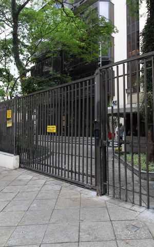 Apartamento para alugar com 155m², 3 quartos e 2 vagasFachada