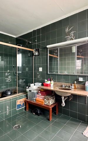 Casa à venda com 371m², 3 quartos e 2 vagas Casa à venda com 371m², 3 quartos e 2 vagasBanheiro da Suíte