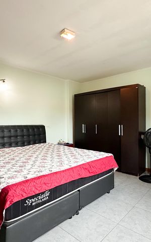 Casa à venda com 371m², 3 quartos e 2 vagas Casa à venda com 371m², 3 quartos e 2 vagasSuíte