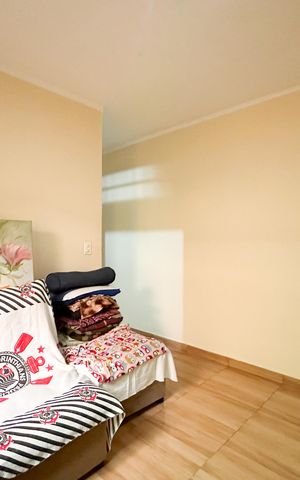 Casa à venda com 371m², 3 quartos e 2 vagas Casa à venda com 371m², 3 quartos e 2 vagasSala de Estar