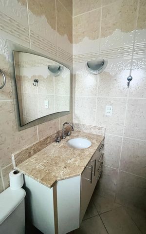Casa de condomínio para alugar com 100m², 3 quartos e 2 vagas