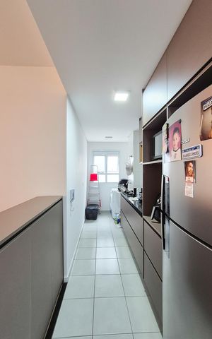 Apartamento para alugar com 56m², 2 quartos e 2 vagas Apartamento para alugar com 56m², 2 quartos e 2 vagasCozinha e Área de Serviço