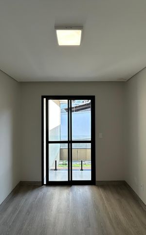 Casa de condomínio à venda com 139m², 3 quartos e 2 vagas